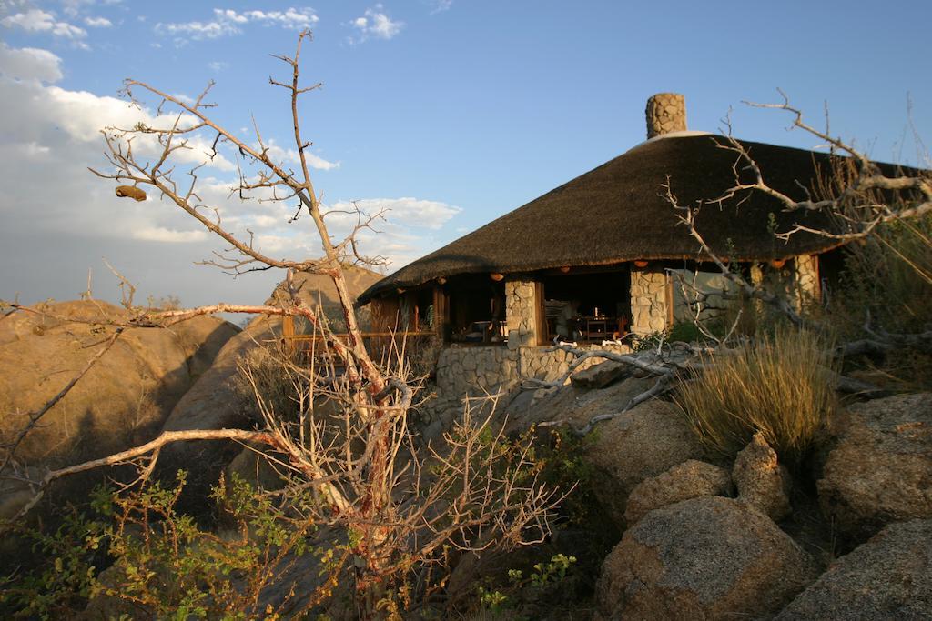 Erongo Wilderness Lodge Omaruru Buitenkant foto